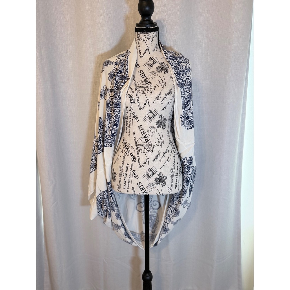 Navy Blue Paisley Medallion Open Front Cocoon Shrug White Kimono Wrap